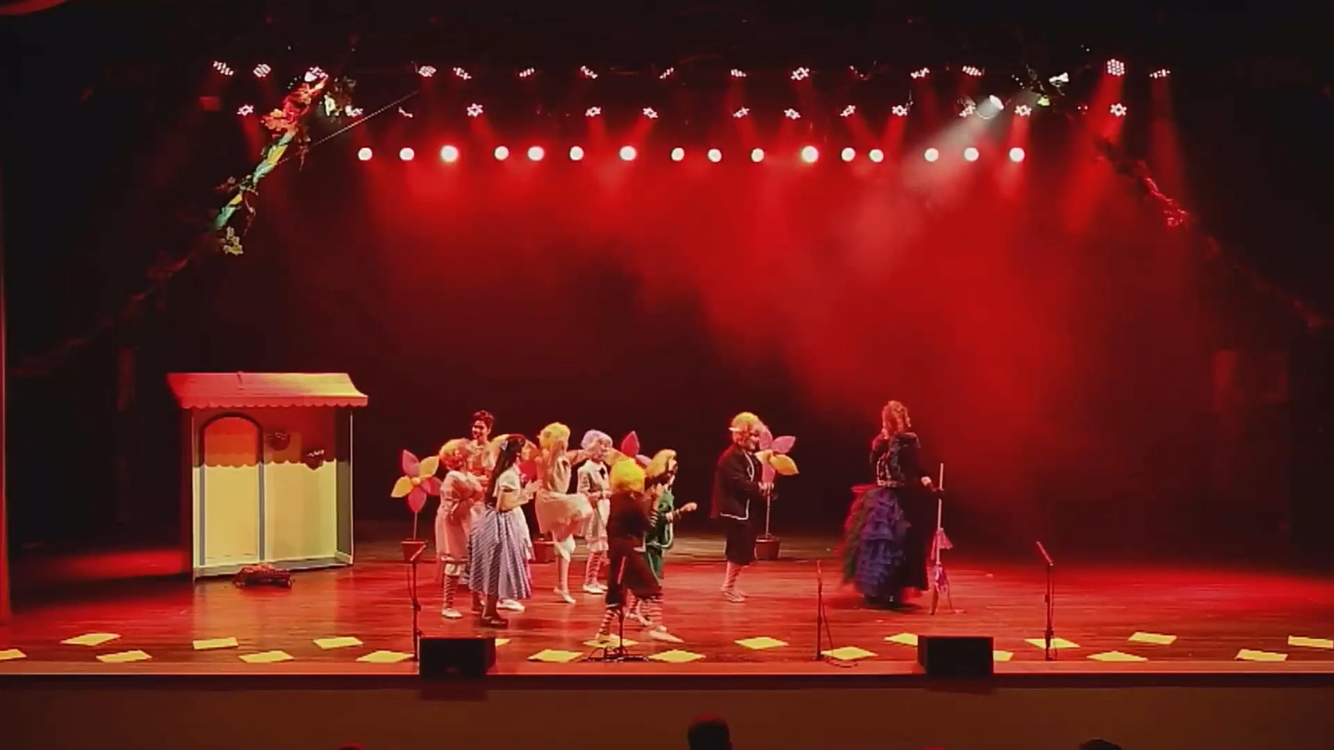 Grupo de Teatro Loucos por Teatro de Tapera/RS – “O Mágico de Oz”